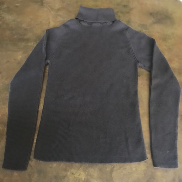 Victoria''s Secret MODA INTERNATIONAL ribbed turtleneck top size medium - Picture 4 of 4